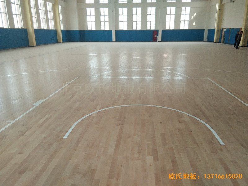 ɽ�|�����ˮ·С�W�@���^�w���ذ尲�b����3